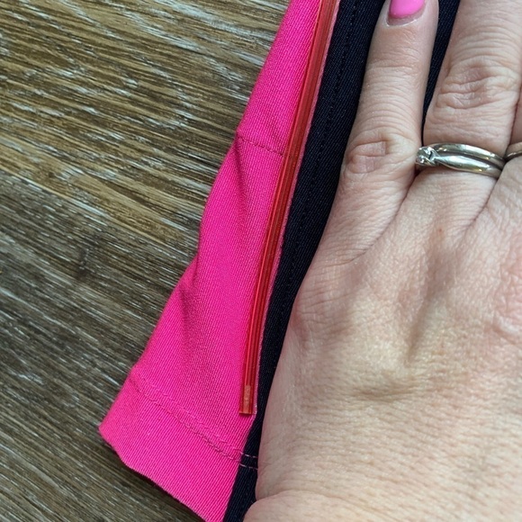 Pink and black road runner size large ladies Capri length - Picture 5 of 7